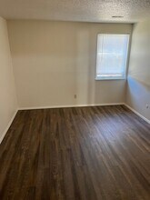 325 Sunnyside St, Unit 325 - B in Festus, MO - Foto de edificio - Building Photo