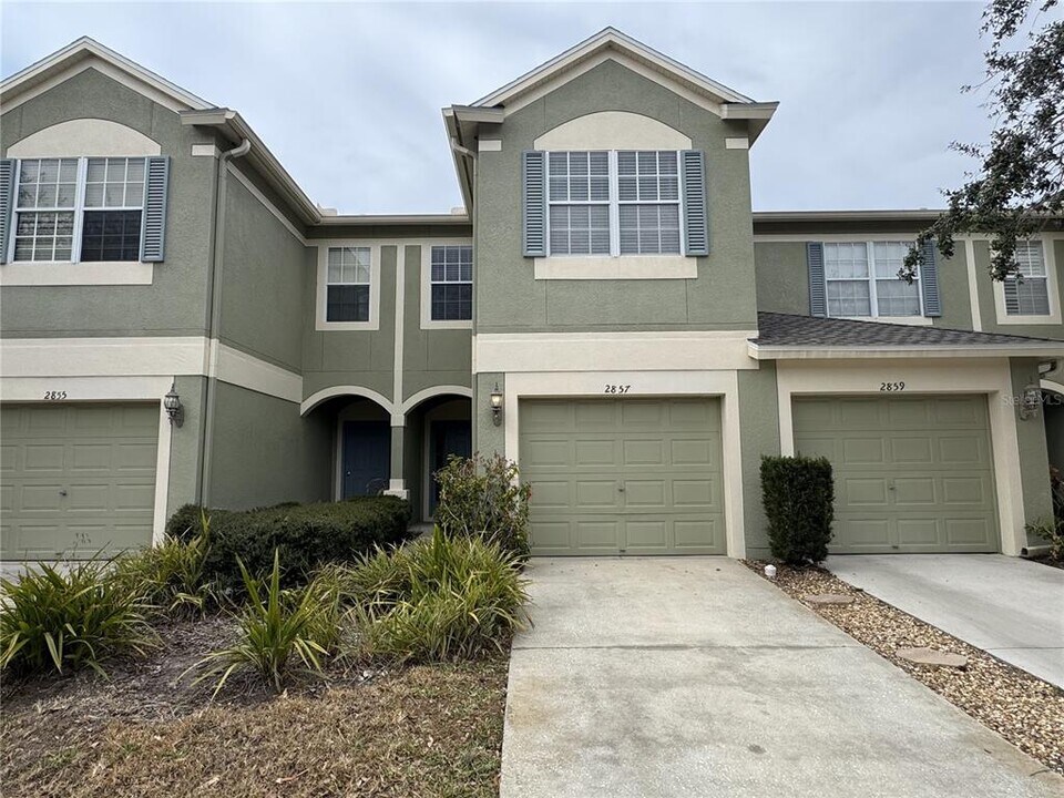 2857 Conch Hollow Dr in Brandon, FL - Building Photo