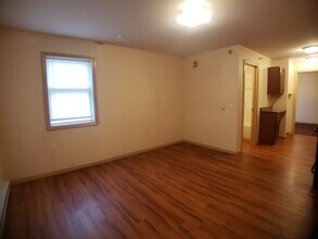 83 Beall St in Frostburg, MD - Building Photo - Building Photo