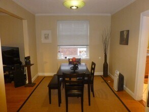 1529 Beacon St, Unit 8 in Brookline, MA - Building Photo - Building Photo