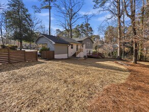1113 Yorkshire Dr in Cary, NC - Building Photo - Building Photo