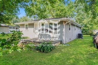 3812 St Joseph Rd in New Albany, IN - Building Photo - Building Photo