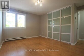 37 Robinson Ave in Ottawa, ON - Building Photo - Building Photo