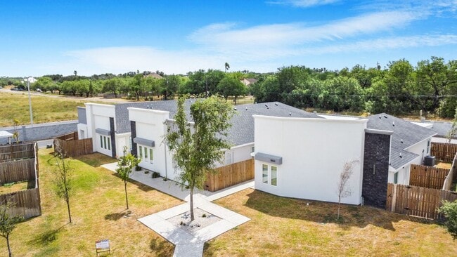 property at 11003 N 36th Ln