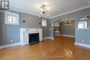 6 Park Hill Rd in Toronto, ON - Building Photo