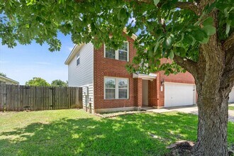 1450 Newbury St in Georgetown, TX - Building Photo - Building Photo