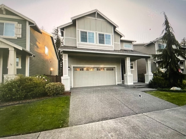property at 8828 Jayden Ln NE