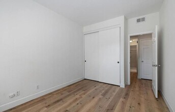 5895 Friars Rd in San Diego, CA - Building Photo - Building Photo