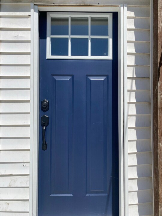 1370 Gillingham St in Philadelphia, PA - Building Photo