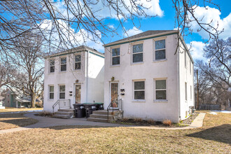 Park Place Apartments in Omaha, NE - Building Photo - Building Photo