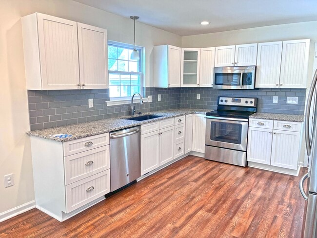property at 5 Haley Ct