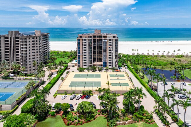 Gulfview Club Condos in Marco Island, FL - Building Photo - Building Photo