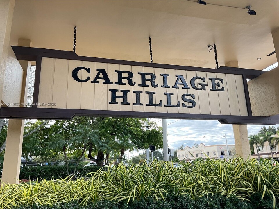 301 Cambridge Rd in Hollywood, FL - Building Photo