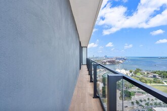 398 NE 5th St, Unit SI ID1372297P in Miami, FL - Foto de edificio - Building Photo