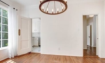 The Four Gables in West Hollywood, CA - Building Photo - Building Photo