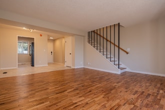217 Fletcher Ave in Fayetteville, AR - Building Photo - Building Photo