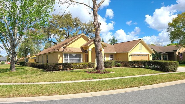 1608 Sand Hollow Ln in Valrico, FL - Foto de edificio - Building Photo