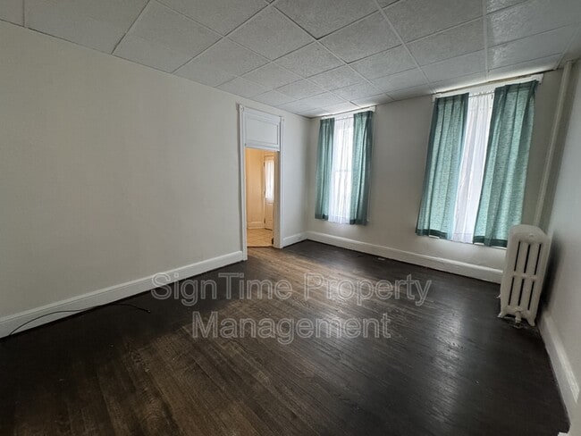 42 E Franklin St in Hagerstown, MD - Building Photo - Building Photo