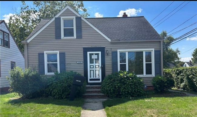 property at 19102 Ridgewood Ave