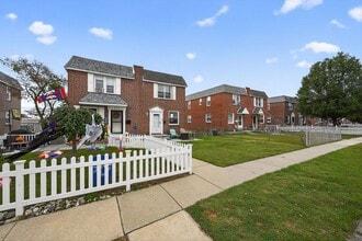 215 Lynn Rd in Ridley Park, PA - Building Photo - Building Photo