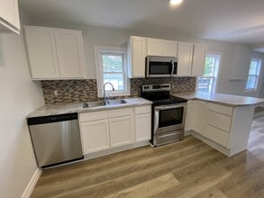 8 Salmon Crescent in Rothesay, NB - Building Photo - Building Photo