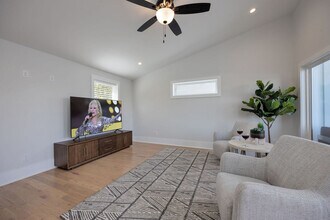 521 Camden Dr in Nashville, TN - Building Photo - Building Photo