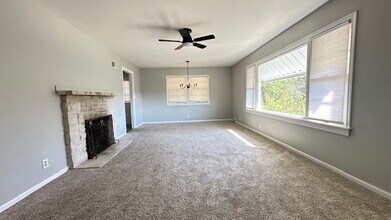 1605 S 95th St in Omaha, NE - Building Photo - Building Photo