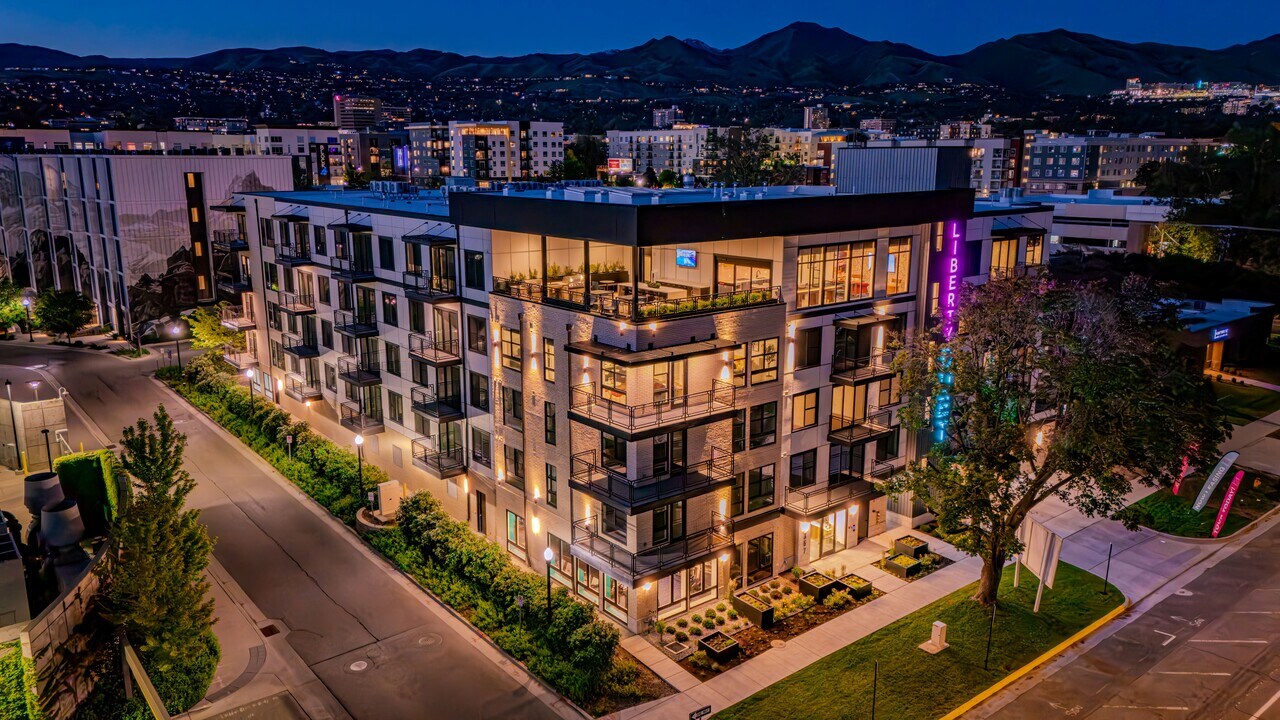 Liberty Duet in Salt Lake City, UT - Foto de edificio