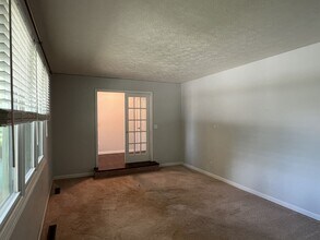 5235 Maryland Ave S in Springfield, MO - Building Photo - Building Photo