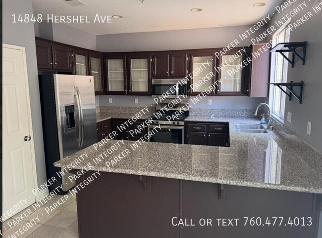 14848 Herschel Ave in Fontana, CA - Foto de edificio - Building Photo