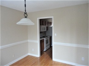 4805 Adams Ridge Dr in Greensboro, NC - Building Photo - Building Photo