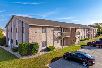 Audubon Park Apartments, LP in Watertown, WI - Building Photo - Building Photo