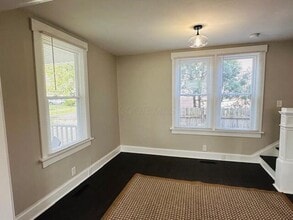 15 W Park St in Westerville, OH - Foto de edificio - Building Photo