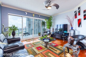 1209 E Cumberland Ave-Unit -Unit #2101 in Tampa, FL - Building Photo - Building Photo