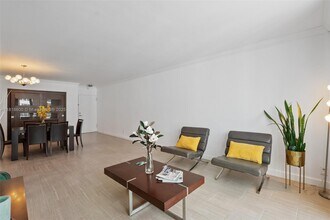 3001 S Ocean Dr, Unit 1407 in Hollywood, FL - Building Photo - Building Photo