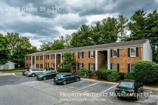 420 N Grove St in Bridgewater, VA - Building Photo