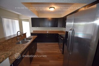 4998 NW 5th Ave in Boca Raton, FL - Foto de edificio - Building Photo