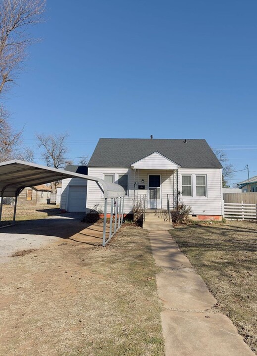 603 NW Euclid Ave in Lawton, OK - Building Photo