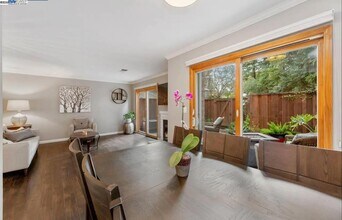 1133 San Ramon Valley Blvd in Danville, CA - Building Photo - Building Photo