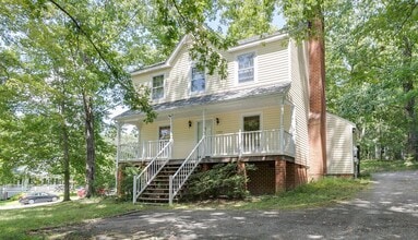 7301 Buck Rub Ct in Midlothian, VA - Building Photo - Building Photo