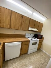 848 Twin Lakes Dr in Coral Springs, FL - Building Photo - Building Photo