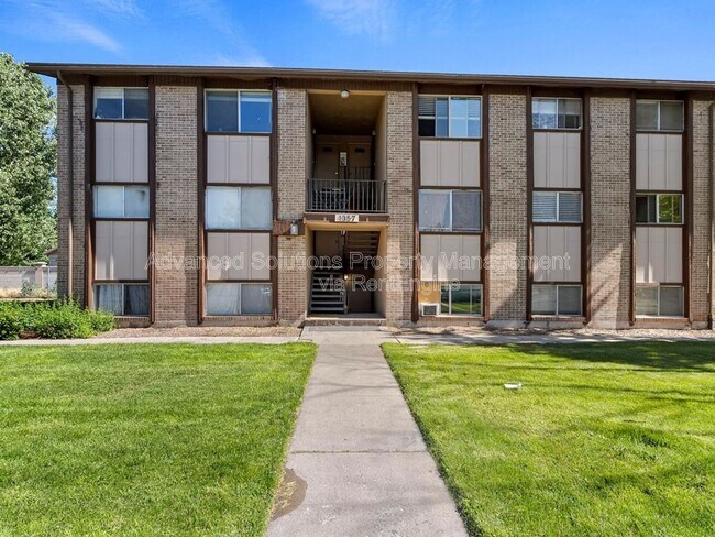 1351 N Redwood Rd in Salt Lake City, UT - Building Photo - Building Photo