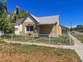 927 E 1st St in Pueblo, CO - Building Photo - Building Photo