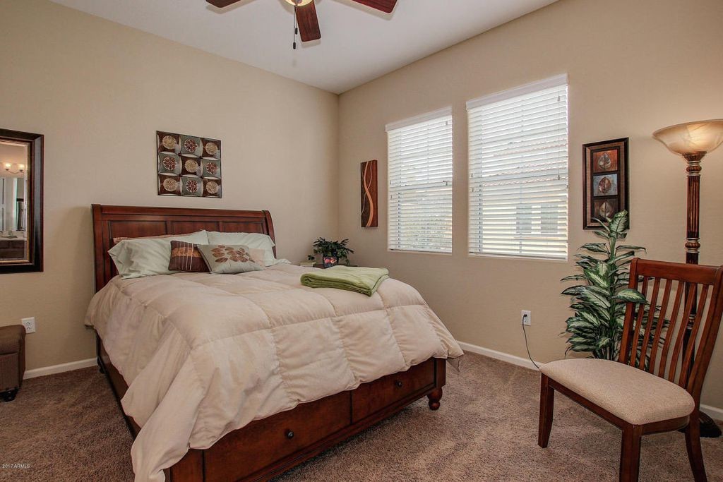 124 N California St-Unit -Smaller in Chandler, AZ - Building Photo