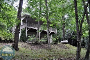 131 Hummingbird Hill in Boone, NC - Building Photo