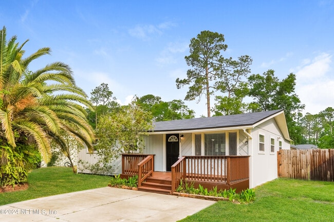 5181 Tan St in Jacksonville, FL - Building Photo - Building Photo