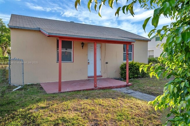 property at 562 W 4th St