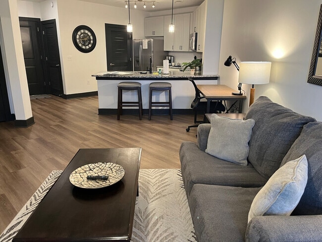 property at 425 W 5th St