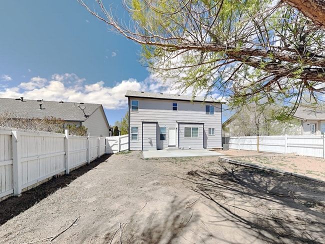 property at 7218 Moss Bluff Ct