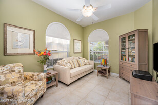 3547 Plume Way in Palm Bay, FL - Foto de edificio - Building Photo